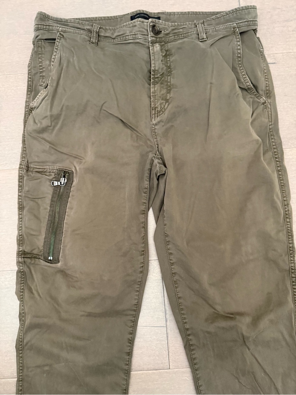 John Varvatos USA Men's Olive Cargo Utility Zip Pocket Pants, Size 33 - Picture 2 of 15